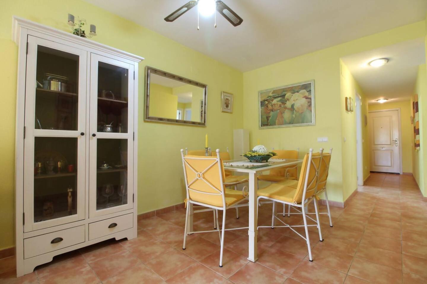 Apartamento Cortes Алтеа Екстер'єр фото